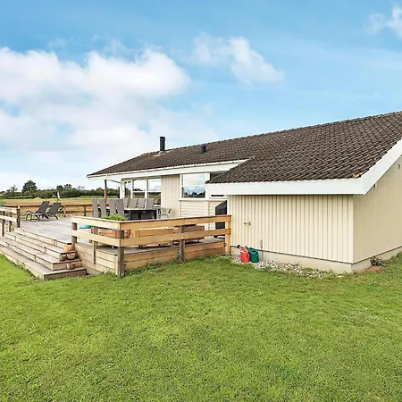 度假居 9 Person In Millinge